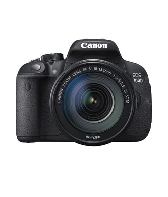 Canon EOS 700D SLR Kit II (EF S  18-135mm IS STM Lens) (Black)