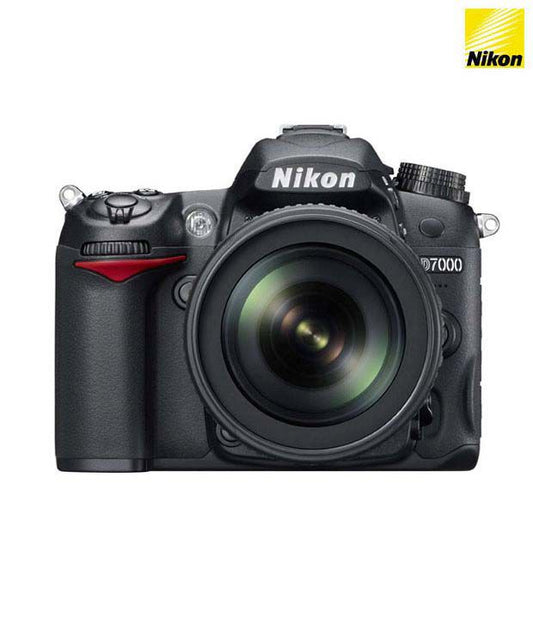 Nikon D7000 DSLR (Black) with  AF-S 18-105mm VR Kit Lens