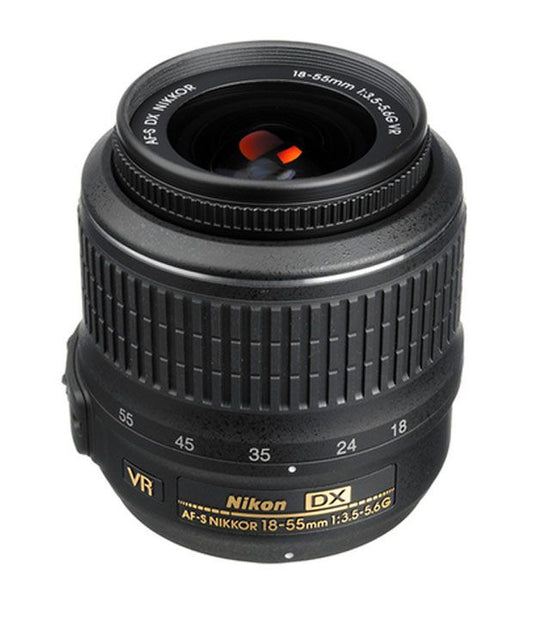 Nikon AF-S DX Nikkor 18-55mm F/3.5-5.6G VR Zoom Lens